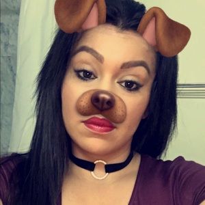 Meet your Posher, Edith